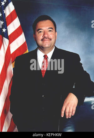 Photo officielle de Monterey County Supervisor Simon Salinas Banque D'Images