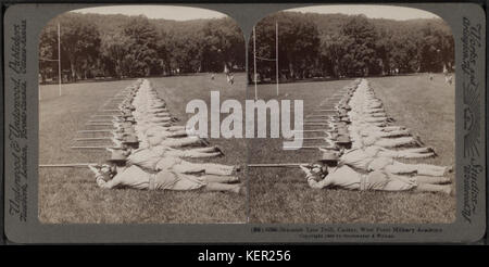 Percer la ligne d'escarmouche, les cadets, l'Académie militaire de West Point, par Underwood & Underwood Banque D'Images