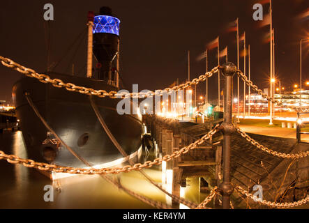 Rejeter lightship marina de Hull Hull uk city of culture 2017 au cours de l'événement d'ouverture de la coque 4 janvier 2017 Banque D'Images