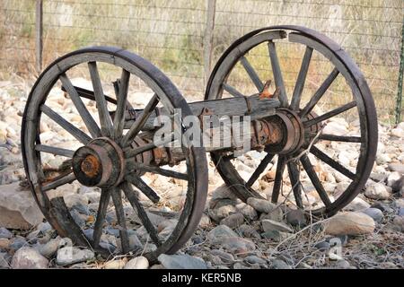 Vieux Wagon Wheels Banque D'Images