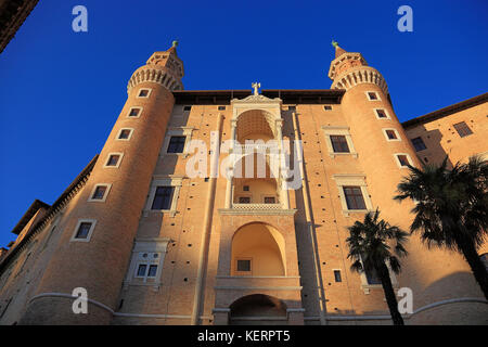 Palais ducal, le palais des Doges, de la Renaissance, Urbino, Marches, Italie Banque D'Images