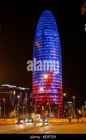 Tour Agbar skyscrapper à Barcelone Banque D'Images
