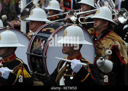 Windsor (ANGLETERRE) - 19 MAI : la parade des forces armées assiste à la parade des forces armées et à Muster le 19 mai 2012 à Windsor (Angleterre). Plus de 2500 soldats ont pris part au Jubilee Muster de Diamond dans le parc de la maison. Personnes: Défilé Des Forces Armées Réf. De Transmission: Mncuk1 Hoo-Me.com / Mediapunch Banque D'Images