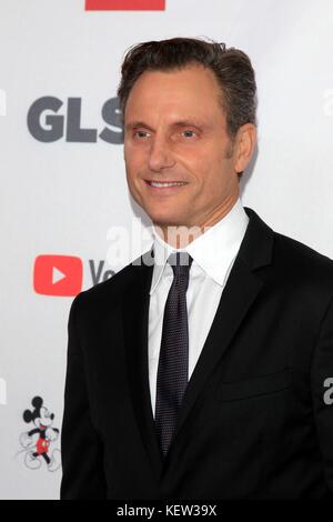 Tony goldwyn aux arrivées pour 2017, remise des prix l'égard glsen Beverly Wilshire Hotel, Los Angeles, CA, 20 octobre 2017. Photo par : Priscilla grant/everett collection Banque D'Images