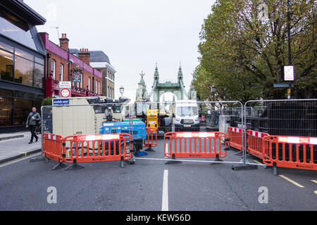 Hammersmith Bridge, dans l'ouest de Londres, est fermé à la circulation pendant la demi-semaine de vacances à long terme, indispensable pour les réparations et l'entretien. Credit : Benjamin John/ Alamy Live News Banque D'Images