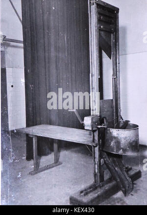 749K 1 1305 instruments de torture de la Gestapo Banque D'Images