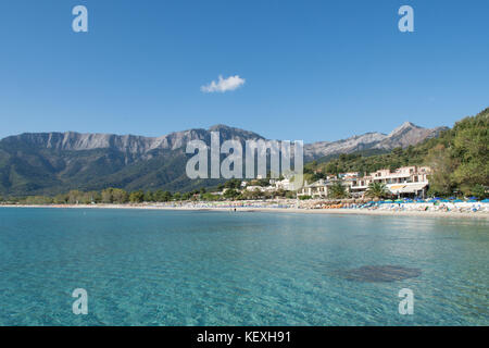 Golden Beach, Chrysi Ammoudia, Thassos, Grèce, îles grecques, Ipsarion Ypsarion montagnes, montagne. Septembre 2017 Banque D'Images