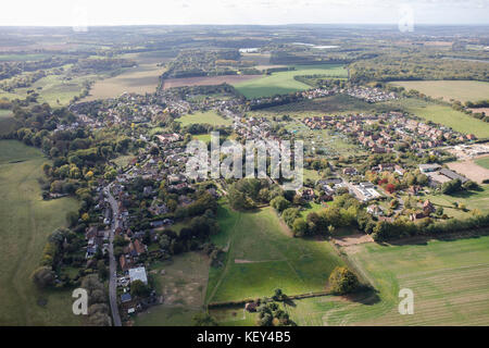 Une vue aérienne du village de Littlebourne, dans le Kent, Angleterre du Sud-Est Banque D'Images