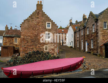 Vue sur les vieilles maisons de Crail sur East Neuk of Fife en Écosse, au Royaume-Uni Banque D'Images