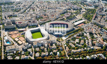 Vue aérienne de Stadion Le Parc des Princes et Jean Bouin Stadion, Paris Banque D'Images
