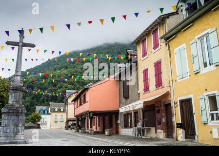 Saint Savin, hautes pyrenees, france Banque D'Images