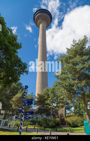 Tour de télévision et terrasse d'observation à Tampere en Finlande. Banque D'Images