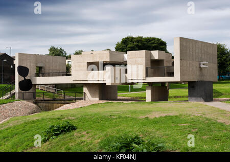 Apollo Pavilion, West Linton, comté de Durham. Vue générale d'Apollo Pavilion par Victor Passmore, 1969. Banque D'Images