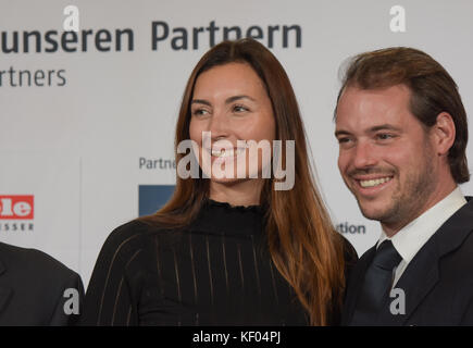 Francfort, Allemagne. 10 octobre 2017.Princesse Claire et Prince Félix de Luxembourg, arrivant sur le tapis rouge pour la foire du livre de Francfort / Buchmesse F. Banque D'Images