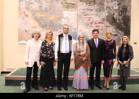 Nations Unies, New York, USA. 24 oct, 2017. sur la journée des Nations unies, président de l'Assemblée générale M. Miroslav Lajcak et sous-secrétaire général amina mohammed avant de folklore national slovaque événement ballet. crédit : Matthew russell lee/Alamy live news Banque D'Images