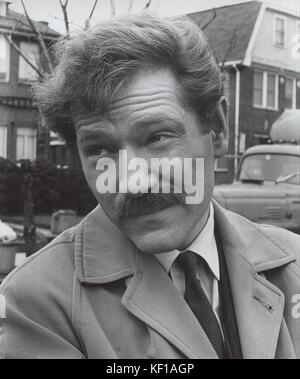 1968 - GEORGE SEGAL à Bye Bye Bye Braverman. Crédit : Paramount Pictures/Entertainment Pictures/ZUMAPRESS.com/Alamy Live News Banque D'Images