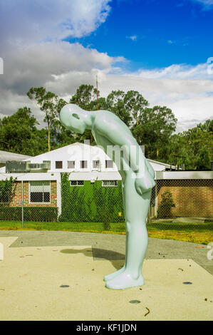 Cayambe, Equateur - septembre 05, 2017 : ligne de l'équateur, monument de pierres statue homme marque le point par lequel passe l'équateur, l'équateur, cayambe Banque D'Images