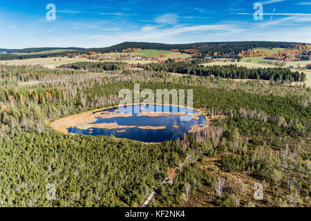 Vue aérienne sur chalupska moor en automne, le parc national de Sumava,, République tchèque. Banque D'Images