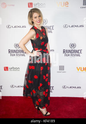 Première mondiale de 'Bees Make Honey' pendant le Raindance film Festival à vue Leicester Square avec : Alice Eve où : Londres, Royaume-Uni quand : 23 Sep 2017 crédit : WENN.com Banque D'Images