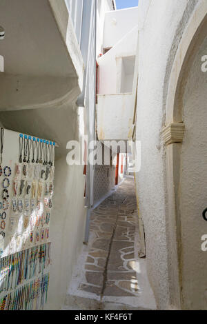 Alley à la vieille ville de Naxos-ville, l'île de Naxos, Cyclades, Mer Égée, Grèce Banque D'Images