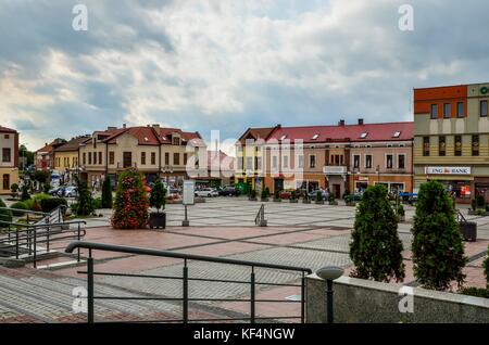 Kraków, Pologne - 19 août 2017 : bâtiments colorés sur le marché en trzebinia (Pologne). Banque D'Images