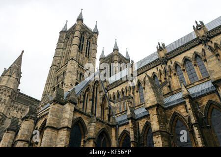 Englands East Midlands Lincolnshire, cathédrale médiévale de Lincoln et extérieur gothique, pratique religieuse, ville de Lincoln, site historique, culte Banque D'Images