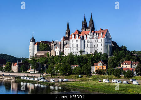 Cathédrale de Meissen et château Albrechtsburg au-dessus de la rivière Elbe Allemagne Saxe Meissen Allemagne Paysage Banque D'Images