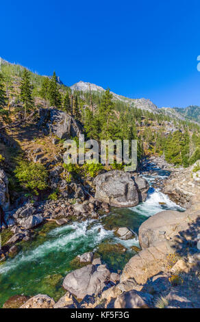 Icicle creek à Leavenworth washingtonin dans la chaîne des Cascades dans le centre de l'état de Washington, United States Banque D'Images