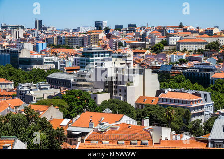 Lisbonne Portugal, Bairro Alto, quartier historique, principe Real, point de vue pittoresque, vue sur la ville, toits, bâtiments, Baixa Pombalina, hispanique, immigra Banque D'Images