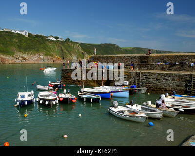 Le port de gorran haven à Cornwall à marée haute. Banque D'Images