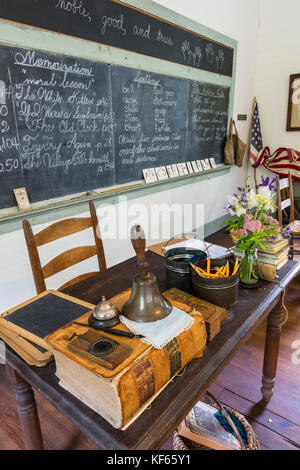 Waterford, Virginia, fondée 1733. Bureau de l'enseignant dans la deuxième rue, l'école, un 19e. Siècle une école. Pour un usage éditorial uniquement. Banque D'Images