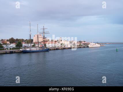 Port de Rostock de Warnemunde Allemagne Banque D'Images