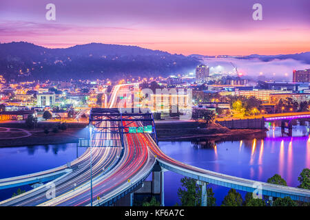 Charleston, West Virginia, USA Skyline à l'aube. Banque D'Images