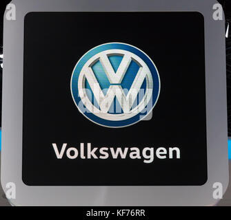 Francfort, Allemagne - 20 septembre 2017 : logo Volkswagen au salon international de l'automobile de Francfort (IAA) 2017 Banque D'Images