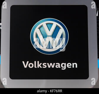 Francfort, Allemagne - Sep 20, 2017 : le logo de Volkswagen au Frankfurt International motorshow (IAA) 2017 Banque D'Images