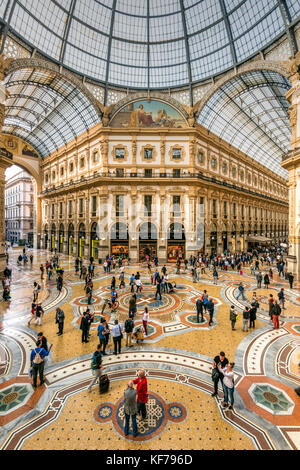Galleria Vittorio Emanuele II shopping mall, Milan, Lombardie, Italie Banque D'Images