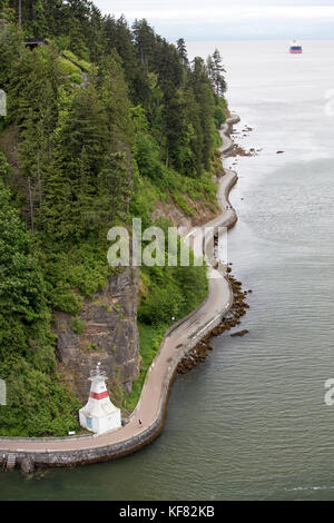 Canada, Vancouver (Colombie-Britannique), vue depuis le pont Lions Gate de marcheurs et coureurs sur le chemin de Stanley Park, Prospect Point Banque D'Images