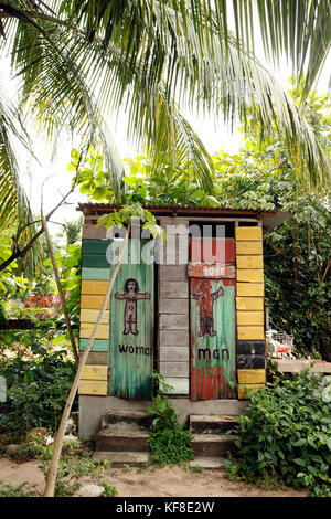 Belize, Hopkins, bain à l'lebeha centre de percussion et de cabanas Banque D'Images