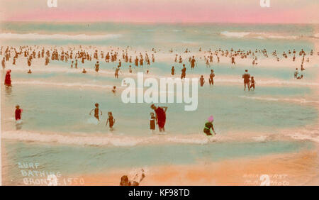 796145 Bronte Baignade Surf Banque D'Images