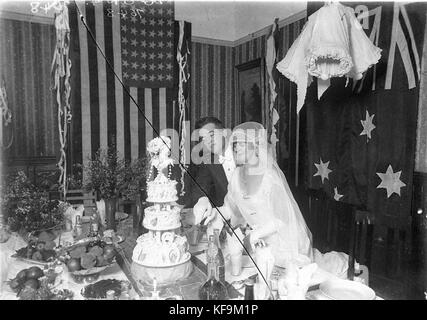 8630 réception de mariage couper le gâteau Banque D'Images