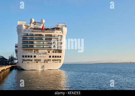 Vue arrière du Grand Princess bateau de croisière amarré au terminal de croisière R James Herman, Pier 27, San Francisco, Californie. Banque D'Images