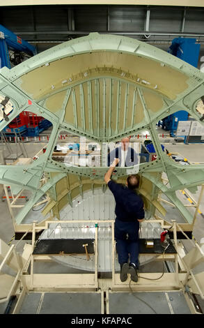 Airbus fuselage avant la production dans l'usine d'Airbus Méaulte en France Banque D'Images