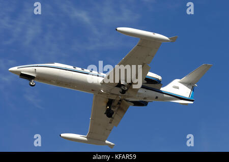 Bombardier Learjet 35A sur l'approche finale Banque D'Images