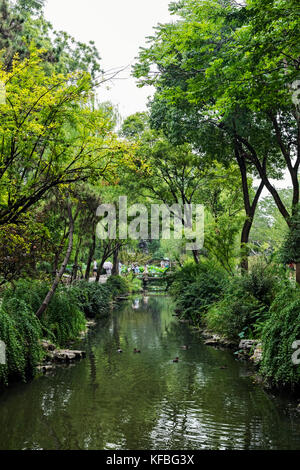 Le Maître des Filets Jardin est parmi les plus beaux jardins de Suzhou alliant l'art, la nature et l'architecture Banque D'Images