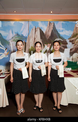 La Russie, Moscou. Le portrait du personnel au nord-coréen, Koryo restaurant à Moscou. Banque D'Images