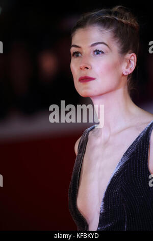 26 octobre 2017 - Rome, Italie - Rosamund Pike au 12e festival du film de Rome : evandro inetti de crédit/zuma/Alamy fil live news Banque D'Images