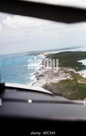 EXUMA, Bahamas. Voir d'Exuma de l'avion. Banque D'Images