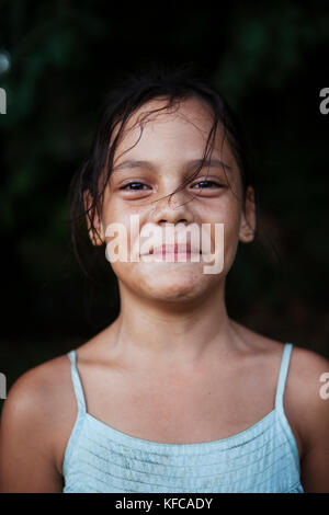 Moorea, Polynésie française. Portrait de Fiona. Banque D'Images