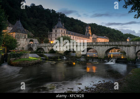 Pont sur la rivière Dronne, Brantôme, france Banque D'Images