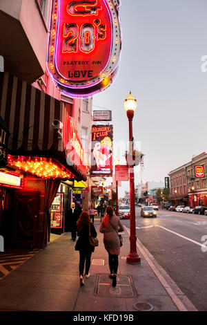 États-unis, Californie, San Francisco, les clubs de striptease sur Broadway Street, North Beach Banque D'Images